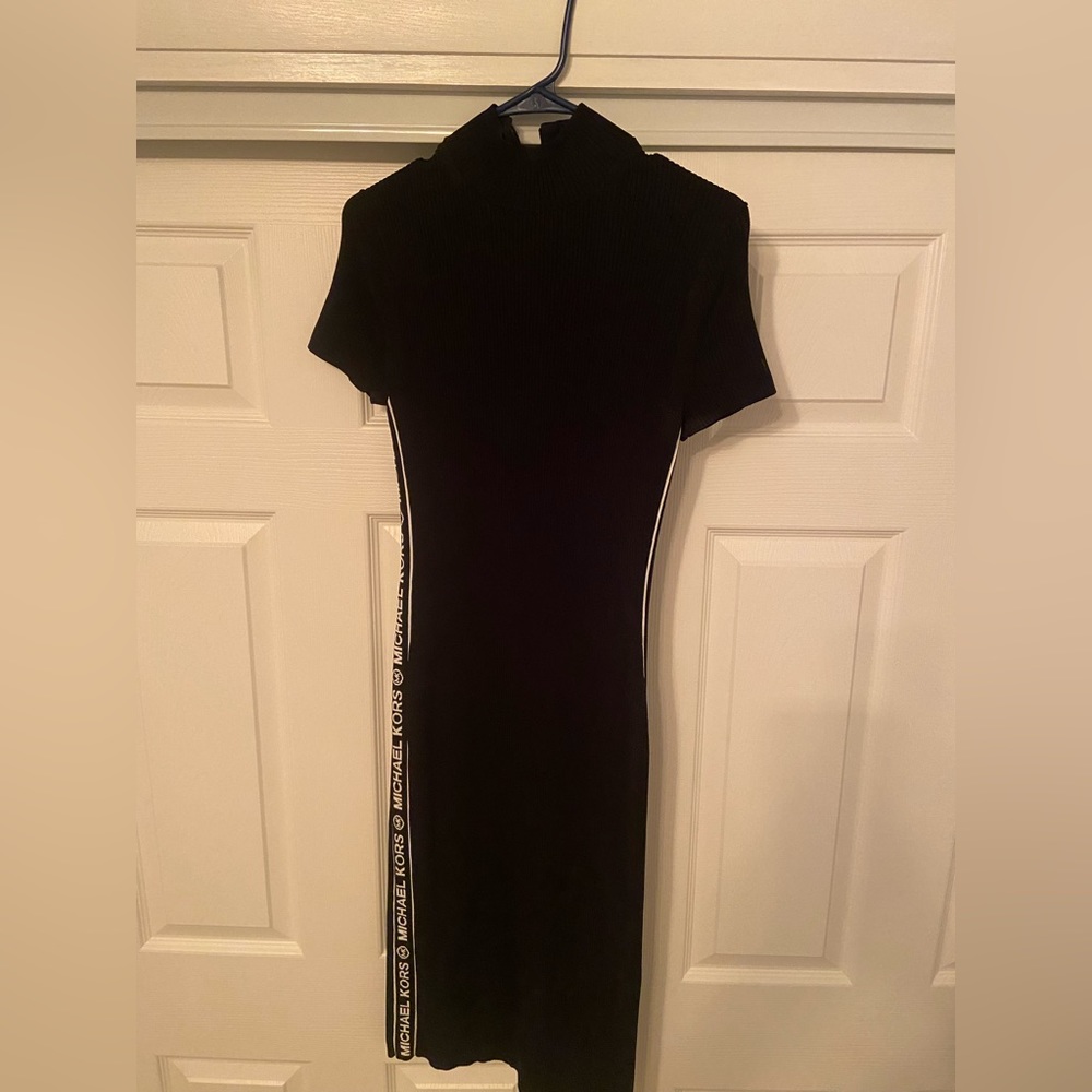 Short Sleeve Michael Kors Logo Tape Dress!